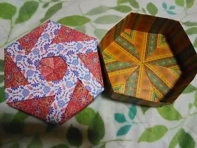 手作り:折り紙細工*六角箱(二枚重ね) < インテリア/ライフ  手作り:折り紙細工*六角箱(二枚重ね) < インテリア/ライフの