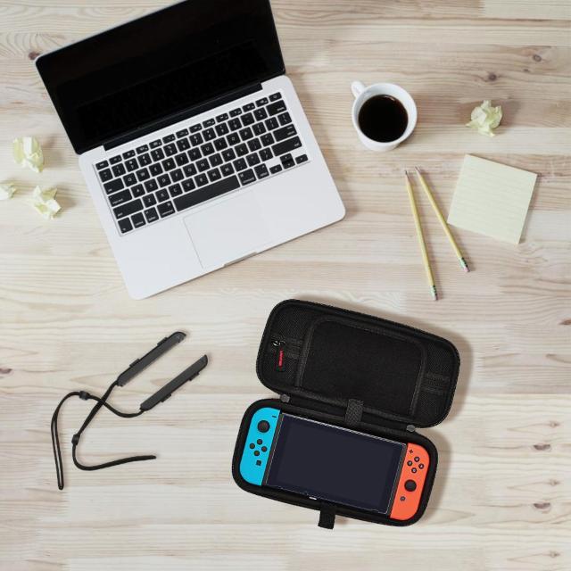 NINTENDO SWITCH @\P[X  Q[{/\tg 
