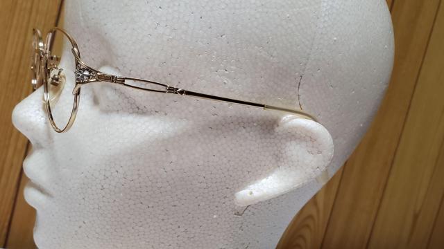 正規未 レア バレンシアガ エンブレムロゴ メタルコンビ 眼鏡 ラグジュアリークロスラインフレーム クラシック サングラス〇メガネ < ブランド  正規未 レア バレンシアガ エンブレムロゴ メタルコンビ 眼鏡 ラグジュアリークロスラインフレーム クラシック サングラス〇メガネ < ブランドの