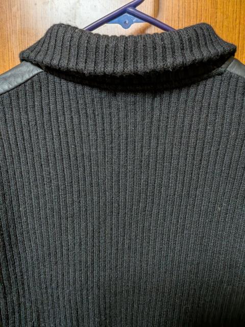 H 黒のカーディガン < 女性ファッション H 黒のカーディガン < 女性ファッションの