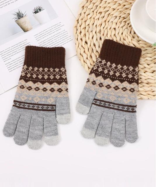 送料無料 新品 ジャカードニット手袋スマホ対応手袋裏起毛 < 女性ファッション 送料無料 新品 ジャカードニット手袋スマホ対応手袋裏起毛 < 女性ファッションの