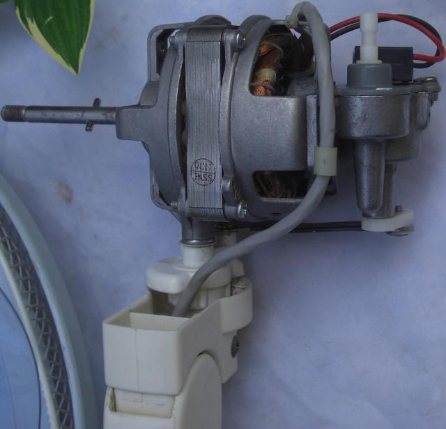 YAMAZEN/LR-DM301:30cmリビング扇中古完動No2!!0509 < 家電/AV  YAMAZEN/LR-DM301:30cmリビング扇中古完動No2!!0509 < 家電/AVの