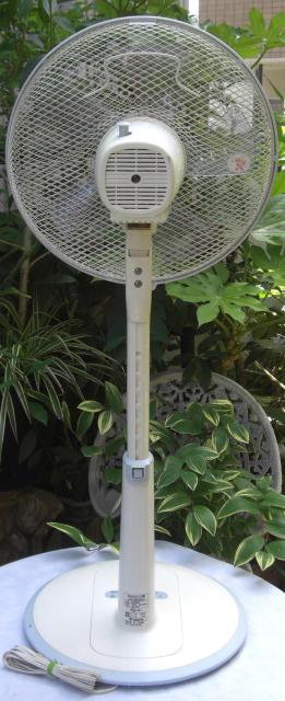 YAMAZEN/LR-DM301:30cmリビング扇中古完動No2!!0509 < 家電/AV  YAMAZEN/LR-DM301:30cmリビング扇中古完動No2!!0509 < 家電/AVの