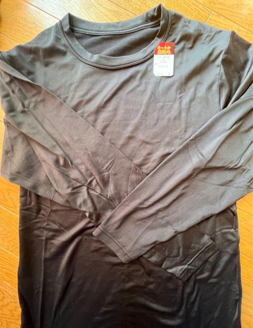 Lサイズ!紳士サイズ!暖か!裏起毛!男の黒!表面!光沢感ある!長袖!ストレッチ素材!インナーシャツ!新品タグ付き! < 男性ファッション  Lサイズ!紳士サイズ!暖か!裏起毛!男の黒!表面!光沢感ある!長袖!ストレッチ素材!インナーシャツ!新品タグ付き! < 男性ファッションの