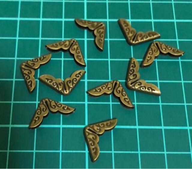 ブックコーナープロテクター 20個 < ペット/手芸/園芸  ブックコーナープロテクター 20個  < ペット/手芸/園芸の
