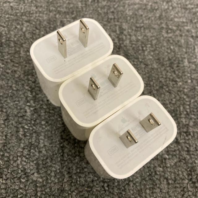 ���� ���� Apple �A�b�v�� iPhone �[�d�� 3�Z�b�g A2305  �� �Ɠd/AV�� 