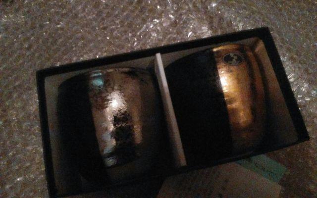 新品 ペア焼酎カップ 有田焼 箱入り < インテリア/ライフ 新品 ペア焼酎カップ 有田焼 箱入り < インテリア/ライフの