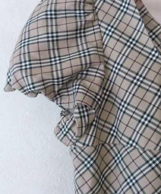 BURBERRY BLUE LABEL★パフ袖&フレアワンピース★新品! < ブランド  BURBERRY BLUE LABEL★パフ袖&フレアワンピース★新品! < ブランドの