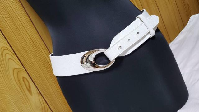 正規 ブルガリ ラグジュアリーラウンドバックルL ベルト白 カマーバンド ホワイト 三日月 < ブランド 正規 ブルガリ ラグジュアリーラウンドバックルL ベルト白 カマーバンド ホワイト 三日月 < ブランドの