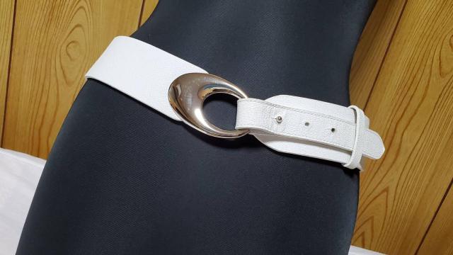 正規 ブルガリ ラグジュアリーラウンドバックルL ベルト白 カマーバンド ホワイト 三日月 < ブランド 正規 ブルガリ ラグジュアリーラウンドバックルL ベルト白 カマーバンド ホワイト 三日月 < ブランドの