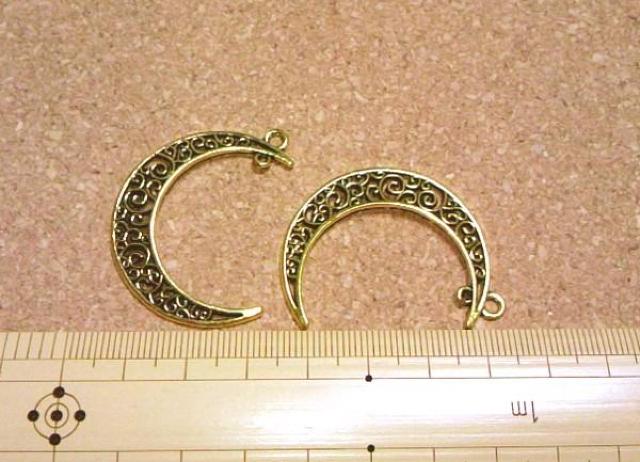 透かし三日月カン付きチャーム5個アンティークゴールド < ペット/手芸/園芸  透かし三日月カン付きチャーム5個アンティークゴールド < ペット/手芸/園芸の