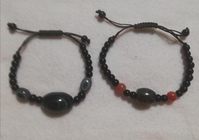 石のブレスレット 2点セット アジア雑貨 サイズの調整可 < 女性アクセサリー/時計  石のブレスレット 2点セット アジア雑貨 サイズの調整可  < 女性アクセサリー/時計の