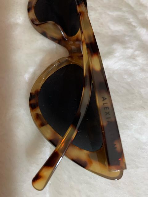 Alexia Stam mxeB@TOX@  t@bV 