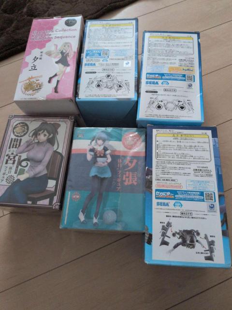 �͂��� �X�[�p�[�v���~�A���t�B�M���A 6�̃Z�b�g �� �z�r�[�� 