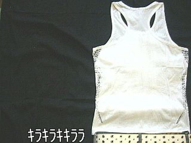 �yin the attic�z�sNew�t�T�C�h���藴*�^���N�g�b�v<�z���C�gL> �� �u�����h�� 