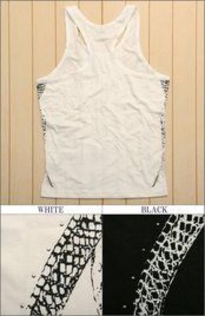 �yin the attic�z�sNew�t�T�C�h���藴*�^���N�g�b�v<�z���C�gL> �� �u�����h�� 