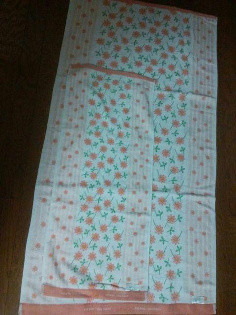 PIERRE BALMAIN フェースタオルとバスタオル 新品 < インテリア/ライフ  PIERRE BALMAIN フェースタオルとバスタオル 新品 < インテリア/ライフの