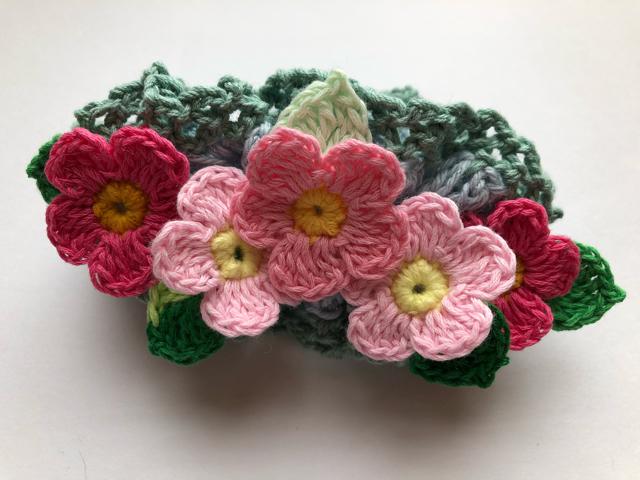 ハンドメイド シュシュ パステルお花いっぱい♪ ♪ ガーリー < 女性ファッション  ハンドメイド シュシュ パステルお花いっぱい♪ ♪ ガーリー < 女性ファッションの