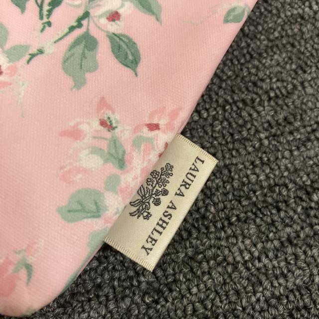  LAURA ASHLEY [AVC GRobO [܂̂