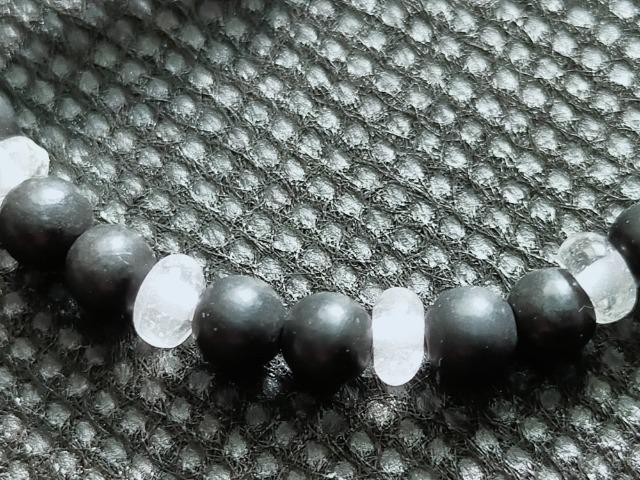 �p���[�̌����i�ł��B��_����B�u���ꂽ�G�l���M�[�𐮂���v�V�����K�C�g�l�b�N���X�ł��B