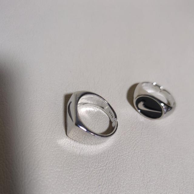 ナイキリング2個セット < 女性アクセサリー/時計 ナイキリング2個セット < 女性アクセサリー/時計の