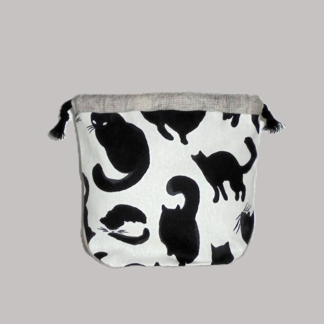 【底マチ幅が広い巾着】◆黒猫×白地◆裏地あり巾着 < 女性ファッション 【底マチ幅が広い巾着】◆黒猫×白地◆裏地あり巾着 < 女性ファッションの