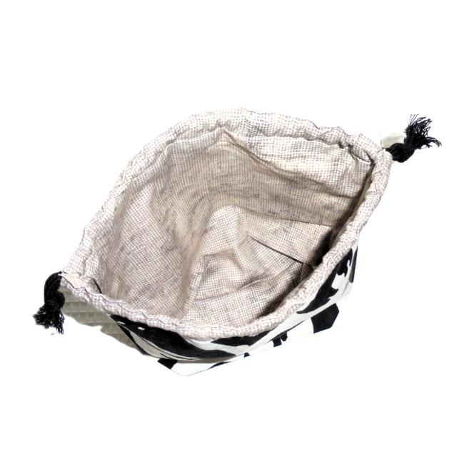 【底マチ幅が広い巾着】◆黒猫×白地◆裏地あり巾着 < 女性ファッション 【底マチ幅が広い巾着】◆黒猫×白地◆裏地あり巾着 < 女性ファッションの