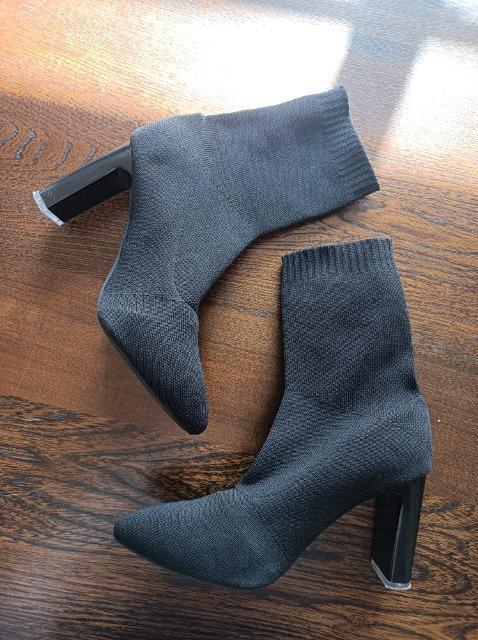 ★2wayニットブーツ★極美品★歩きやすい太ヒール★柔らか履き心地抜群★合わせやすい便利な黒★ < 女性ファッション ★2wayニットブーツ★極美品★歩きやすい太ヒール★柔らか履き心地抜群★合わせやすい便利な黒★ < 女性ファッションの