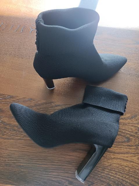 ★2wayニットブーツ★極美品★歩きやすい太ヒール★柔らか履き心地抜群★合わせやすい便利な黒★ < 女性ファッション ★2wayニットブーツ★極美品★歩きやすい太ヒール★柔らか履き心地抜群★合わせやすい便利な黒★ < 女性ファッションの