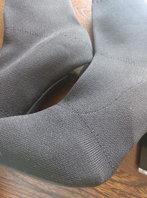 ★2wayニットブーツ★極美品★歩きやすい太ヒール★柔らか履き心地抜群★合わせやすい便利な黒★ < 女性ファッション ★2wayニットブーツ★極美品★歩きやすい太ヒール★柔らか履き心地抜群★合わせやすい便利な黒★ < 女性ファッションの