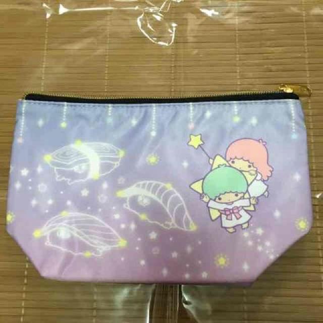 サンリオ・時すでにお寿司×リトルツインスターズ・台形ポーチ < アニメ/コミック/キャラクター  サンリオ・時すでにお寿司×リトルツインスターズ・台形ポーチ  < アニメ/コミック/キャラクターの