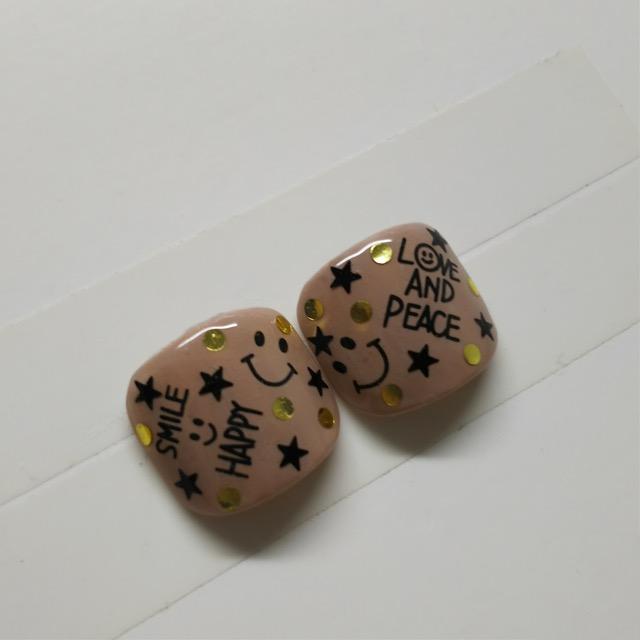 LBNYLA☆親指ペディ♪グレージュ、英字、スマイル、スター、カジュアル < 香水/コスメ/ネイル LBNYLA☆親指ペディ♪グレージュ、英字、スマイル、スター、カジュアル < 香水/コスメ/ネイルの