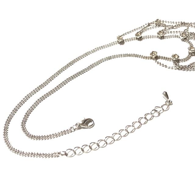 お姫様ネックレス◎キラキラストーンV交差◎新品◎ < 女性アクセサリー/時計 お姫様ネックレス◎キラキラストーンV交差◎新品◎ < 女性アクセサリー/時計の