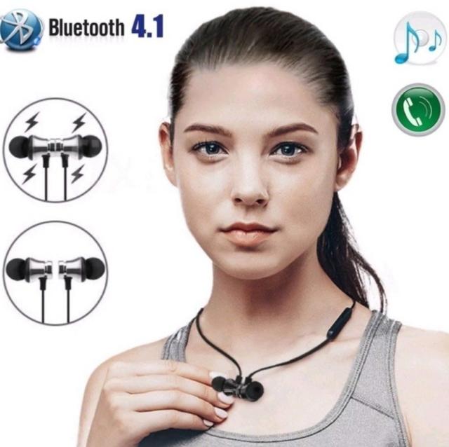 Bluetoothイヤホン ワイヤレスイヤホン 防水 マグネット 銀 < 家電/AV Bluetoothイヤホン ワイヤレスイヤホン 防水 マグネット 銀 < 家電/AVの