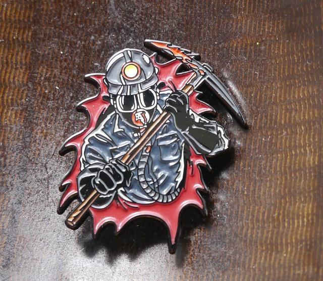 新品 血のバレンタイン ピンズ ピンバッジ ピンブローチ < ホビー  新品 血のバレンタイン ピンズ ピンバッジ ピンブローチ < ホビーの