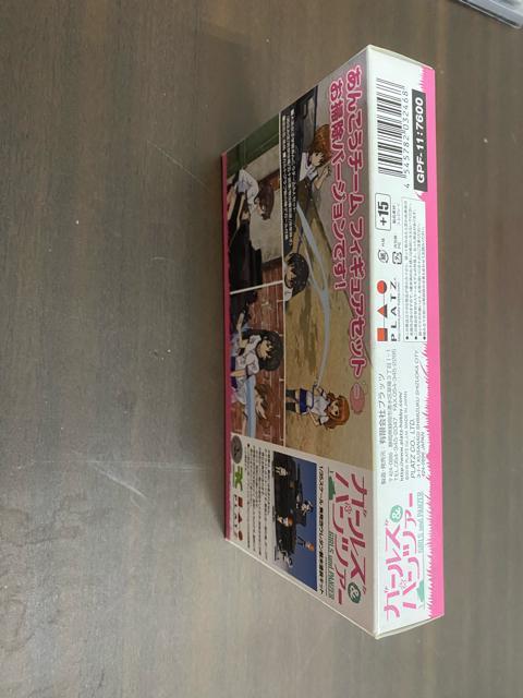 ガールズ&パンツァー あんこうチームフィギュアセット お掃除バージョンです! 戦車は付いてません < ホビー  ガールズ&パンツァー あんこうチームフィギュアセット お掃除バージョンです! 戦車は付いてません < ホビーの