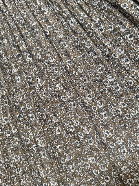 ブラウン系花柄プリーツロングスカート < 女性ファッション ブラウン系花柄プリーツロングスカート < 女性ファッションの