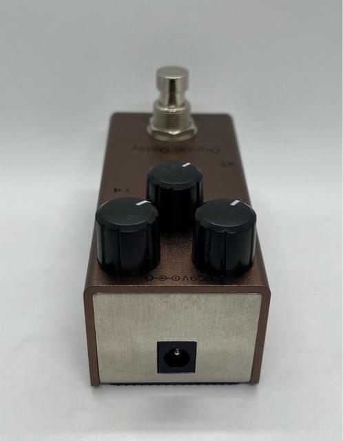 �f�W�^���f�B���C �G�t�F�N�^�[ �M�^�[ �y�_�� DD Delay���g�p �� �z�r�[�� 