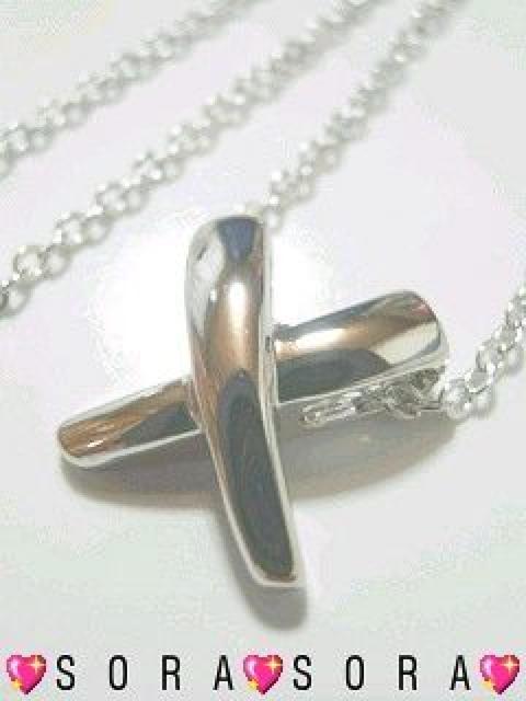 【プラチナ】ピカソクロスネックレス 高級箱付 < 女性アクセサリー/時計 【プラチナ】ピカソクロスネックレス 高級箱付 < 女性アクセサリー/時計の