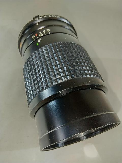 MINOLTA MC TELE ROKKOR-QD 135mm フード付き 美品 < 家電/AV  MINOLTA MC TELE ROKKOR-QD 135mm フード付き 美品 < 家電/AVの