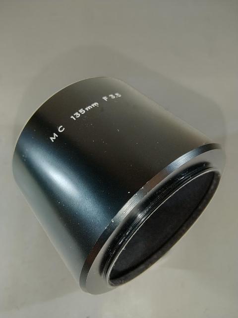 MINOLTA MC TELE ROKKOR-QD 135mm フード付き 美品 < 家電/AV  MINOLTA MC TELE ROKKOR-QD 135mm フード付き 美品 < 家電/AVの