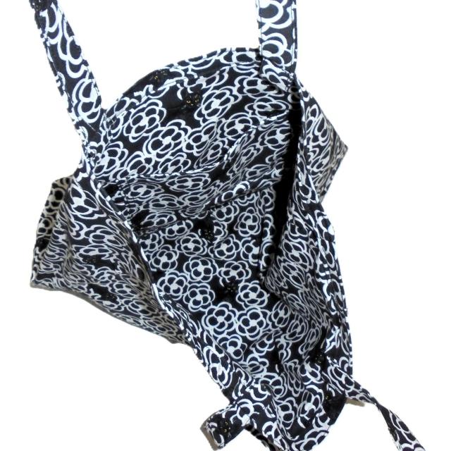 【L】【くったりタイプ】◆白カメリア・黒猫×黒地◆エコバッグ サブバッグ < 女性ファッション 【L】【くったりタイプ】◆白カメリア・黒猫×黒地◆エコバッグ サブバッグ < 女性ファッションの