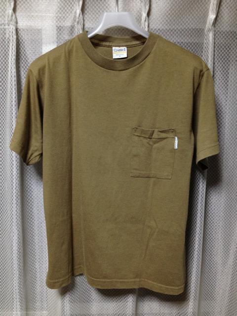 古着ヴィンテージ CLASSIC U ポケット 無地半袖Tシャツ Sサイズ カーキ茶 USA製 < 男性ファッション  古着ヴィンテージ CLASSIC U ポケット 無地半袖Tシャツ Sサイズ カーキ茶 USA製  < 男性ファッションの
