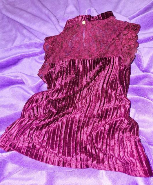 ☆-axes femme-☆光沢輝プリーツベロア胸元デコルテSEXY透かしシースルーレース切替ノースリカットソー☆ワインカラー♪M < ブランド ☆-axes femme-☆光沢輝プリーツベロア胸元デコルテSEXY透かしシースルーレース切替ノースリカットソー☆ワインカラー♪M < ブランドの