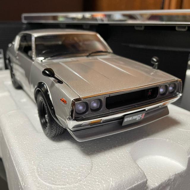 新品 京商オリジナル 1/18 日産 スカイライン 2000 GT-R (KPGC110) シルバー < ホビー  新品 京商オリジナル 1/18 日産 スカイライン 2000 GT-R (KPGC110) シルバー < ホビーの