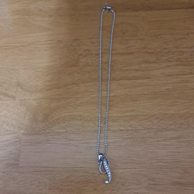 『T』のイニシャルネックレス < 女性アクセサリー/時計 『T』のイニシャルネックレス < 女性アクセサリー/時計の