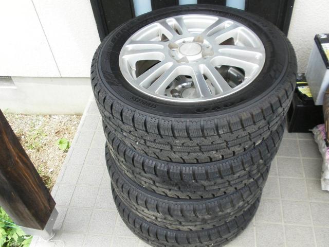 軽自動車に最適バリ山スタッドレスタイヤ&アルミホイル4本セット < 自動車/バイク 軽自動車に最適バリ山スタッドレスタイヤ&アルミホイル4本セット < 自動車/バイク