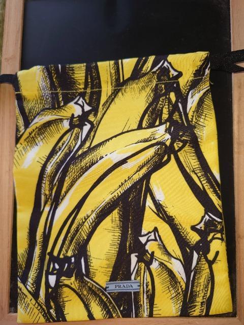 PRADA巾着袋 < 女性ファッション  PRADA巾着袋  < 女性ファッションの