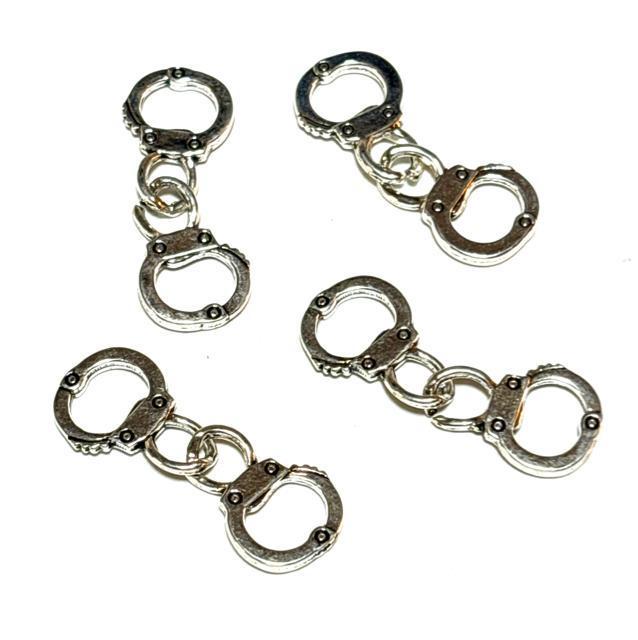 5057 銀色の動く手錠 4個 金属パーツ アクセサリーチャーム ハンドメイド材料 < ペット/手芸/園芸 5057 銀色の動く手錠 4個 金属パーツ アクセサリーチャーム ハンドメイド材料 < ペット/手芸/園芸の