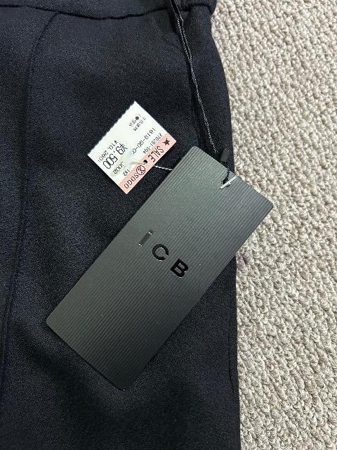 セール価格1万新品タグ付きICB★ウール100%柔らかパンツ < ブランド セール価格1万新品タグ付きICB★ウール100%柔らかパンツ < ブランドの